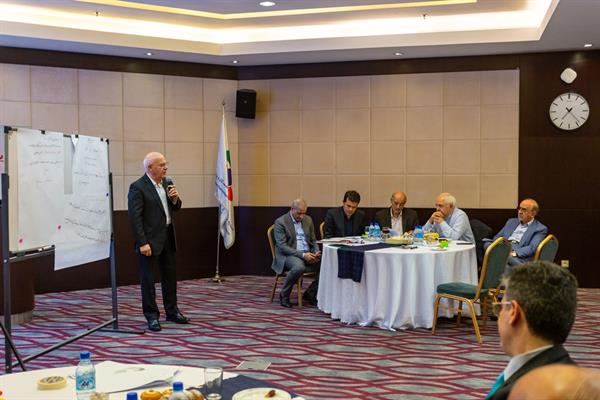 نشست تخصصی تدوین سند استراتژی 30