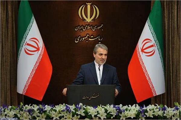 دولت در تنظیم چارچوب قراردادهای نفتی منافع ملی را رعایت می‌کند