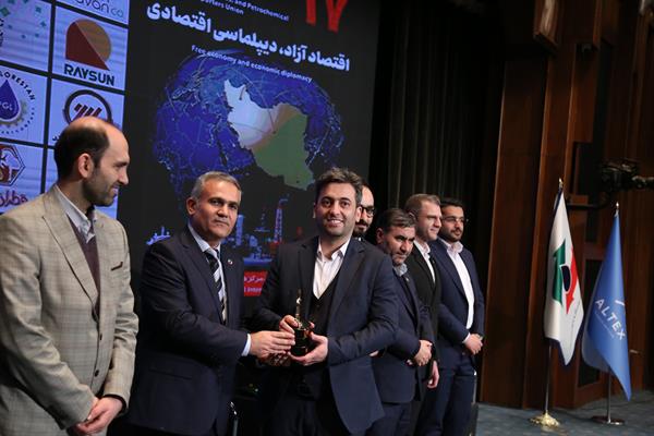 گزارش تصویری هفدهمین کنفرانس سالانه اوپکس 18