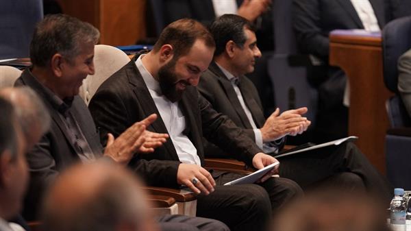 شانزدهمین کنفرانس سالانه اتحادیه  63