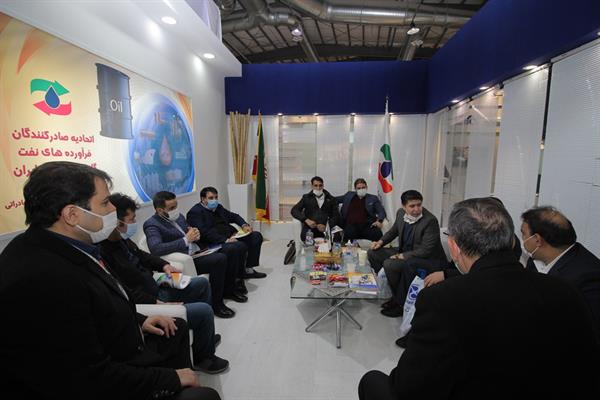 بیست و پنجمین نمایشگاه نفت و گاز 32