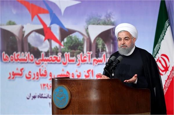 فروش ۲ برابری نفت و جذب سرمایه‌های خارجی قابل بازگشت نیست