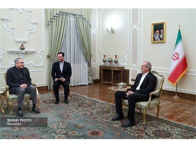 Pezeshkian calls for stronger Iran-Pakistan economic, energy ties