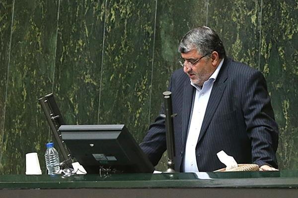 بازار ارز از سوی دستگاه‌های اجرایی و نظارتی کنترل شود