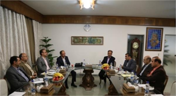 در جلسه مشترک روسای اتاق‌های بخش خصوصی مطرح شد؛  تاکید بر تعامل سه اتاق، تشکیل دبیرخانه مشترک