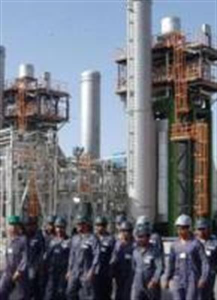 درخواست‌های غیرمنطقی از بازرگانی‌ پتروشیمی/ معضل‌ خصوصی‌‌‌سازی‌های‌ غیرواقعی
