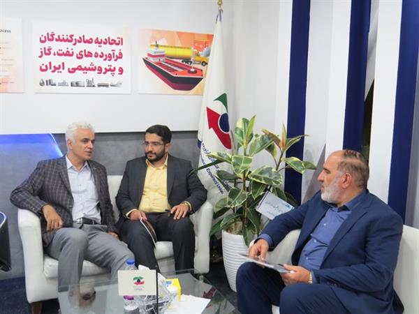 گزارش تصویری از سومین روز بیست و هفتمین نمایشگاه بین المللی نفت و گاز پالایش 39