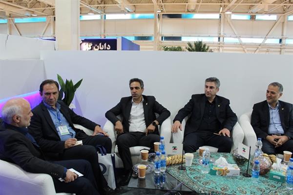 گزارش تصویری از سومین روز بیست و هفتمین نمایشگاه بین المللی نفت و گاز پالایش 12