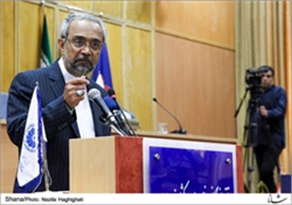 مبارزه با رانت باید به خواست عمومی بدل شود