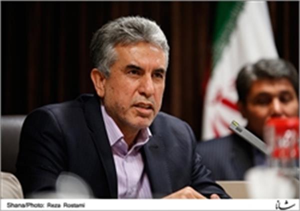 ظرف ٦ ماه آینده ٣ قرارداد نفتی با الگوی جدید امضا می شود