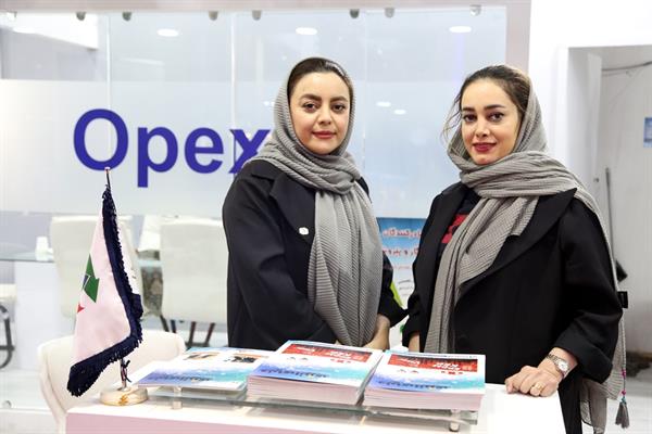 بیست و سومین نمایشگاه نفت گاز و پتروشیمی ایران 38