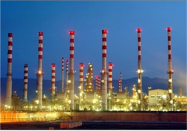 وابستگی کشورهای حاشیه خلیج فارس به صنعت پتروشیمی