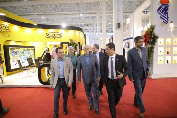 اولین روز نمایشگاه 98 31