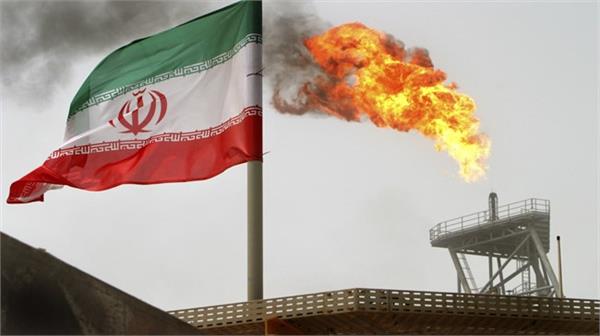 Iran reduces oil price to secure market share