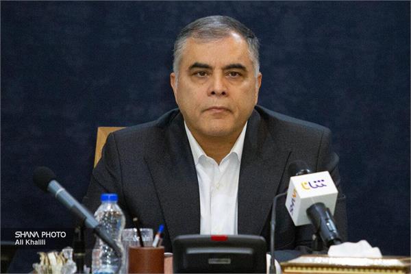 Oil industry defies sanctions, war