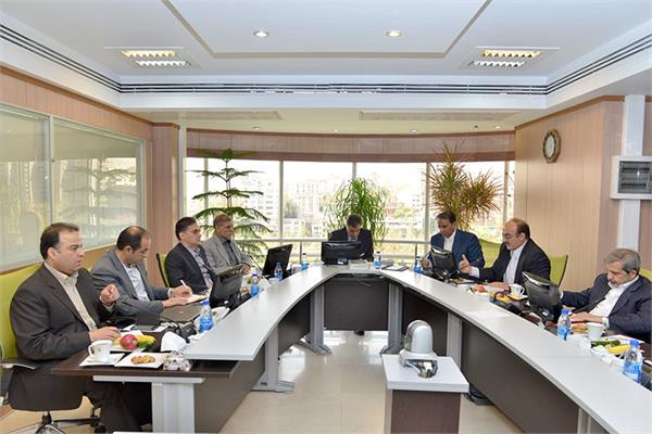 خدمات اتاق تهران به بنگاه‌ها برای اهداف سرمایه‌گذاری / راهکارهای دولتی‌های سابق پیش پای بخش‌خصوصی