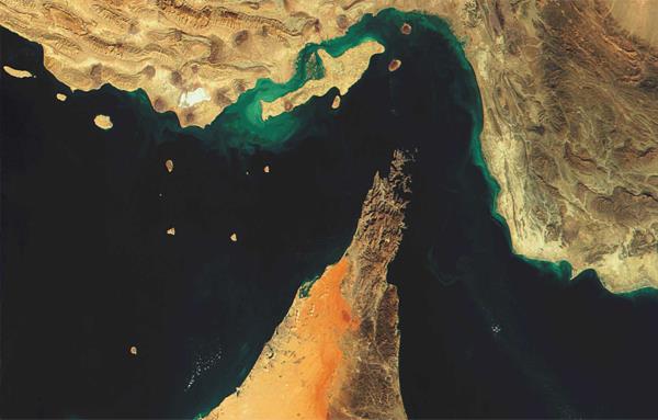 تنگه هرمز، مهمترین شاهراه آبی نفت جهان