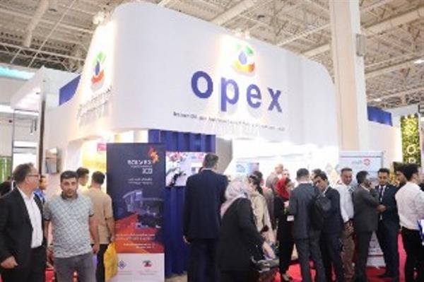 گزارش تصویری از اولین روز بیست و هفتمین نمایشگاه بین المللی نفت و گاز پالایش  41