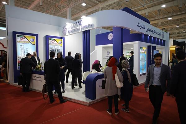 دومین روز نمایشگاه 98 12