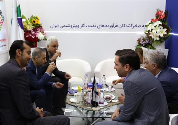 بیست و سومین نمایشگاه نفت گاز و پتروشیمی ایران 8