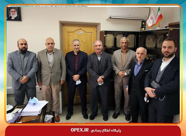 جلسه هم اندیشی آقایان حسینی، منیری، معروف خانی و اسعدی با آقایان هندیانی و افشاریان در ستاد مبارزه با قاچاق کالا و ارز
