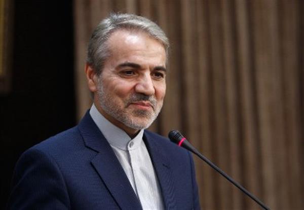 سخنگوی دولت: سهمیه بندی یا قیمت گذاری بنزین در دولت مطرح نیست