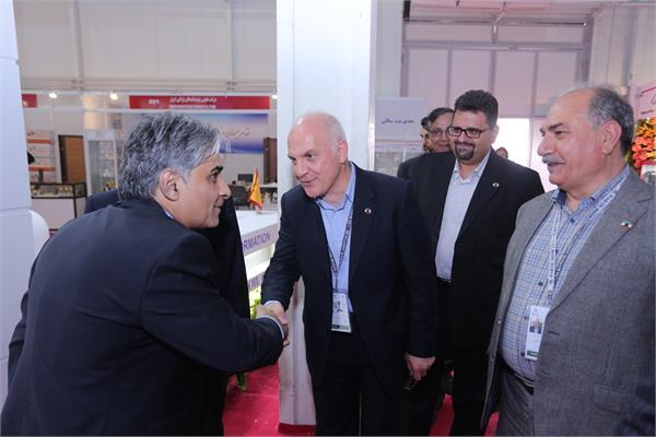 روز اول نمایشگاه نفت و گاز 97 44