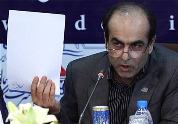 موافقان الگوی قراردادهای نفتی را به مناظره دعوت می‌کنم