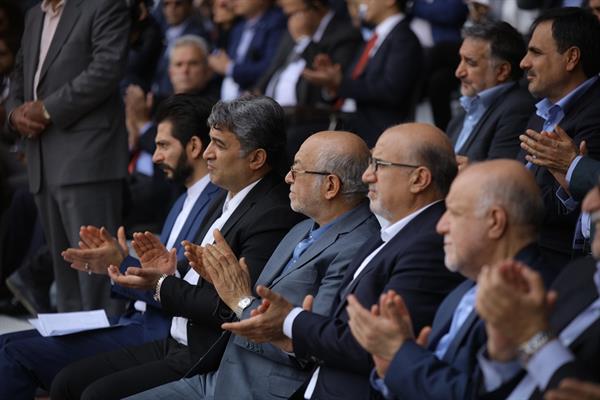 اولین روز نمایشگاه 98 22