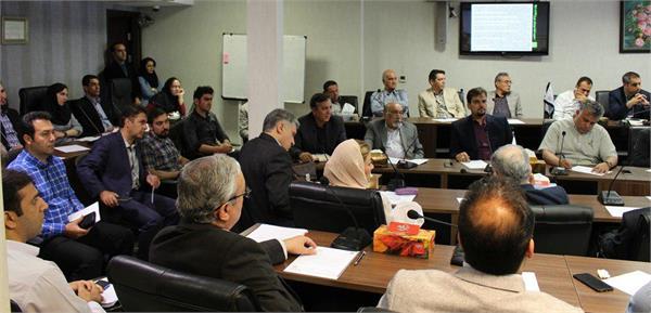 برون رفت از مشکلات اقتصادی با حمایت از صادرات