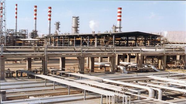 Tehran, Baku cooperate in oil industry maintenance