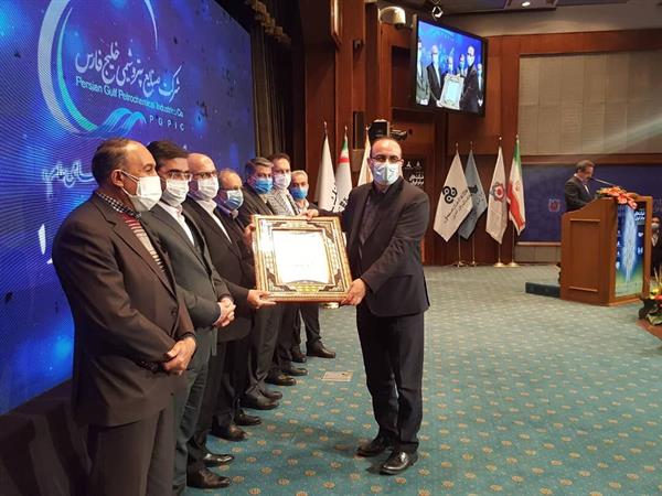 درخشش شرکت‌های تابع هلدینگ خلیج‌فارس در میان برترین‌های ایران