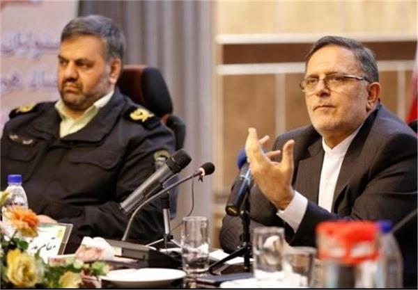 سیف: نگاه امنیتی نداریم؛ نیروی انتظامی با اخلال‌گران بازار ارز قاطعانه برخورد کند