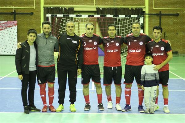 فوتسال نیمه نهایی اوپکس 17