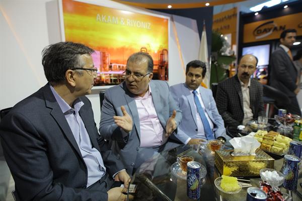 چهارمین روز نمایشگاه 98 5