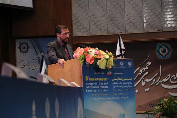 جناب آقای بیات(معاون پیشگیری ستاد مرکزی مبارزه با قاچاق کالا و ارز)