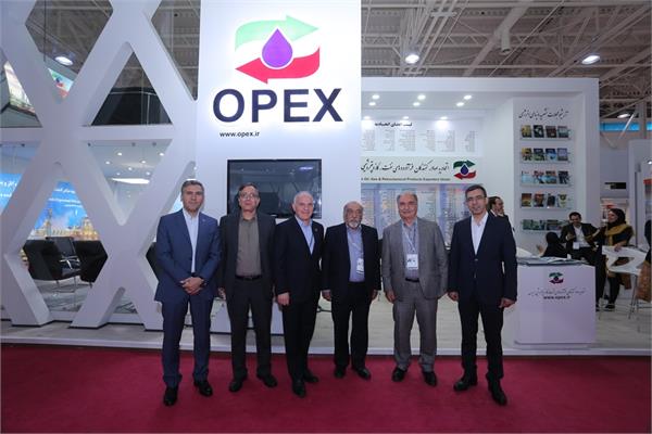 روز اول نمایشگاه نفت و گاز 97 11