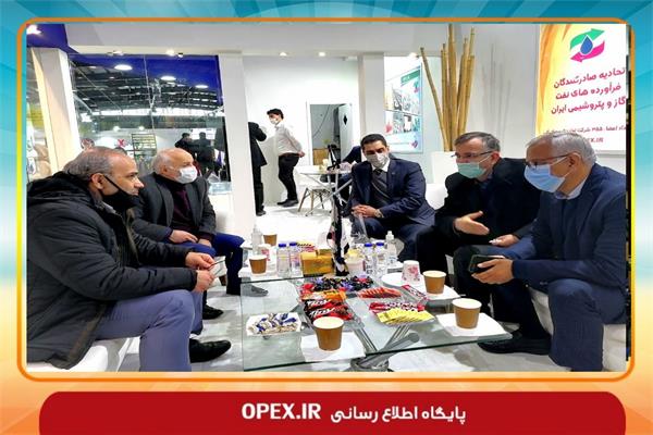 حضور افشاریان از ستاد مبارزه با قاچاق کالا و اطاعتی مشاور رئیس کمیسیون انرژی مجلس از غرفه اتحادیه و دیدار با رفیعی فر و فخاری