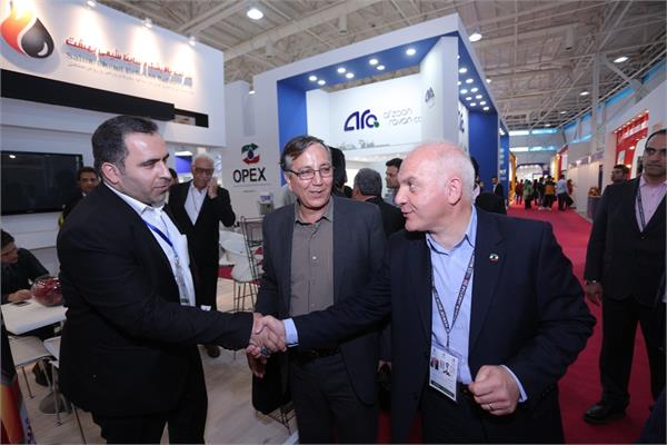 روز اول نمایشگاه نفت و گاز 97 23