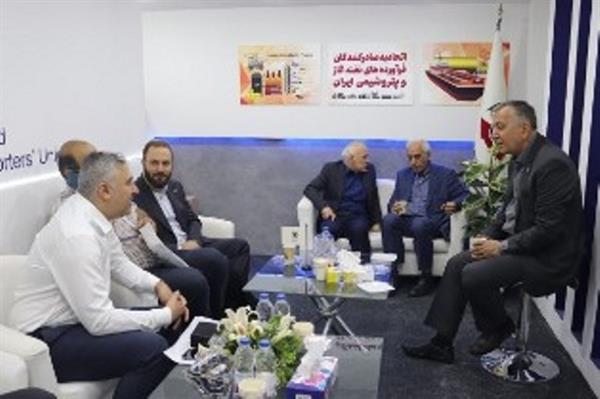 گزارش تصویری از دومین روز بیست و هفتمین نمایشگاه بین المللی نفت و گاز پالایش 60