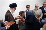 عکس/ هدیه مقام معظم رهبری به رستم قاسمی