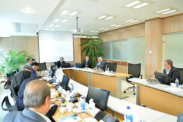 اعتراض به افزایش فشارهای مالیاتی بر فعالیت‌های شفاف اقتصادی
