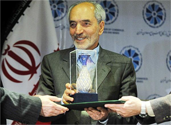 تجلیل از علا میرمحمدصادقی در جمع بخش خصوصی و جامعه نیکوکاری کشور اتاق تهران از چهره‌های ماندگار بخش خصوصی تقدیر می‌کند