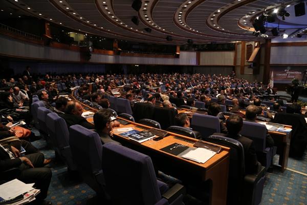 هشتمین همایش سالانه اتحادیه صادرکنندگان فرآورده های نفت، گاز و پتروشیمی