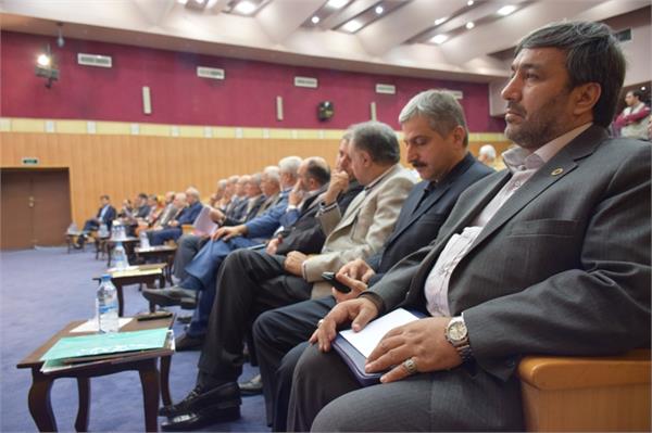 گزارش تصویری همایش راهکارهای افزایش سهم بخش خصوصی در بازارهای بین المللی انرژی//1