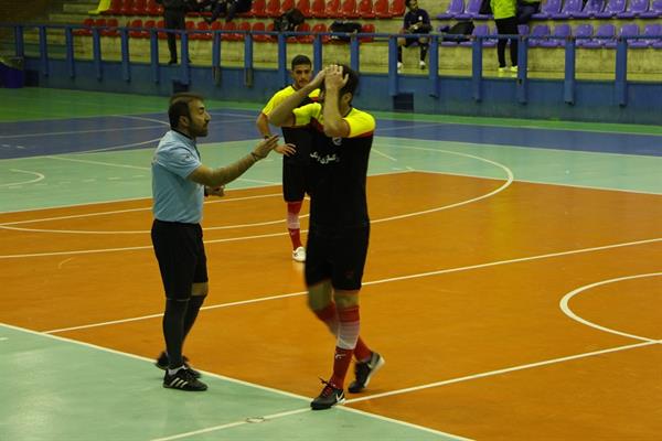 گزارش تصویری هفته چهارم لیگ فوتسال اتحادیه اوپکس 32