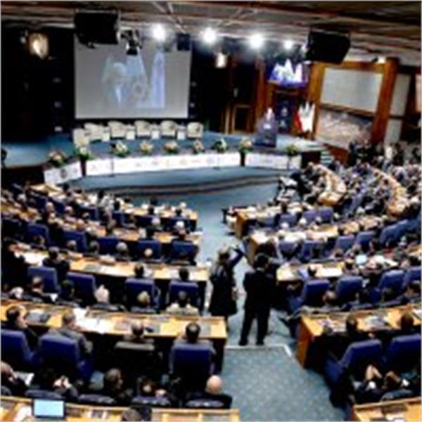 Tehran Targets $70b in Petrochem Investment
