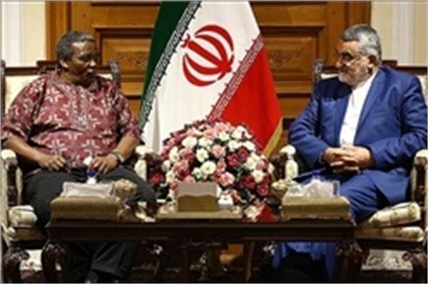 تمایل آفریقای جنوبی برای واردات نفت از ایران