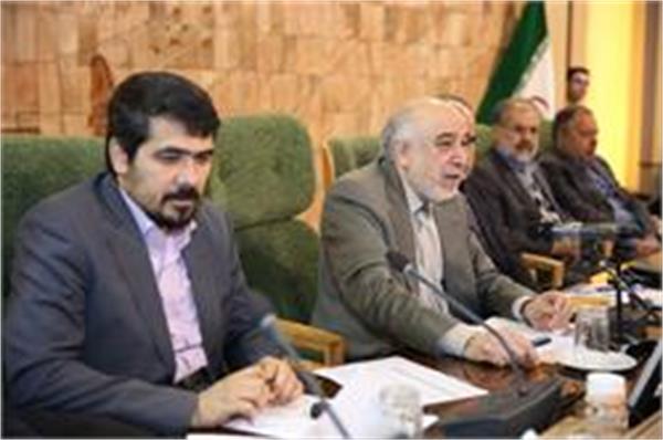 توسعه صنایع پائین دستی پتروشیمی راهبردی ملی است