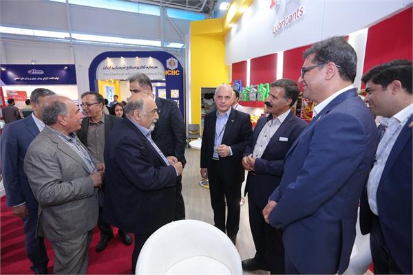 روز اول نمایشگاه نفت و گاز 97 16